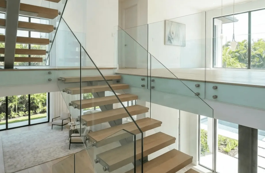 How Modern Glass Railings Can Transform Your Outdoor Space